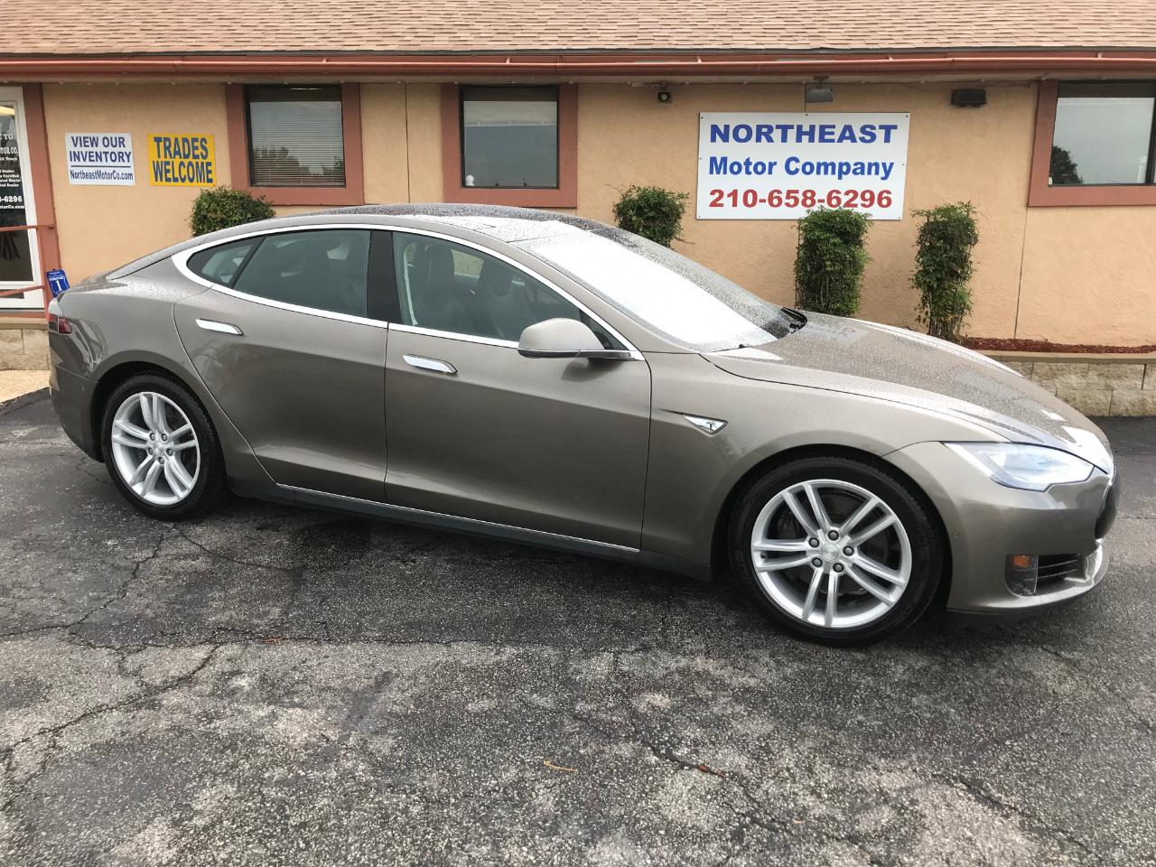 Tesla Model S 70D 2015