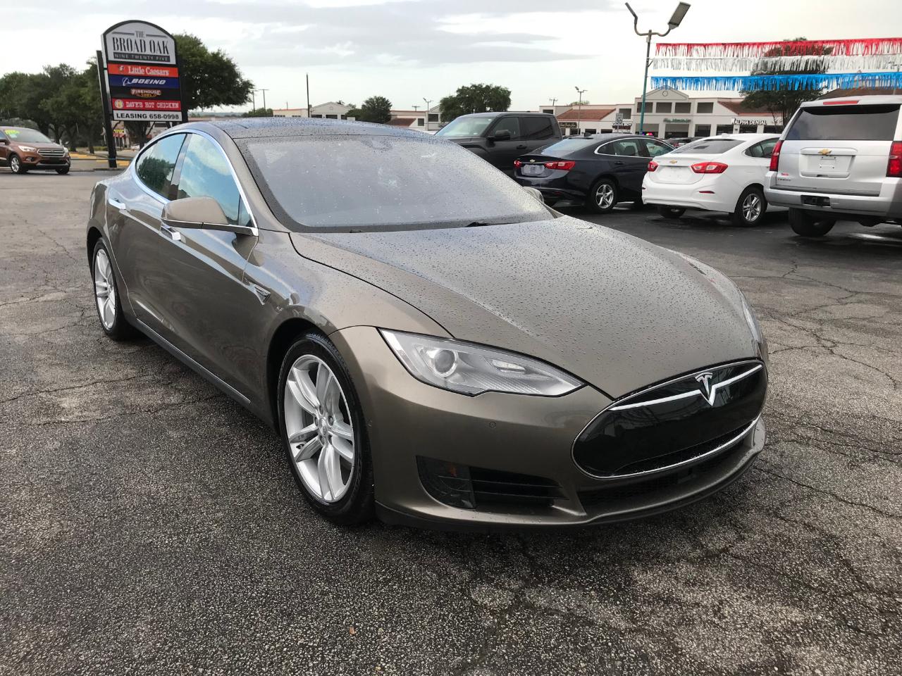 Tesla Model S 70D 2015