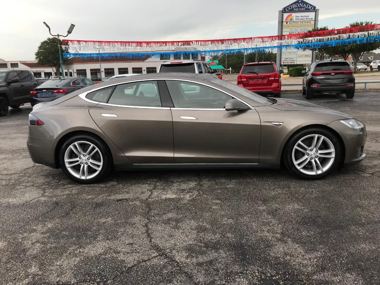Tesla Model S 70D 2015