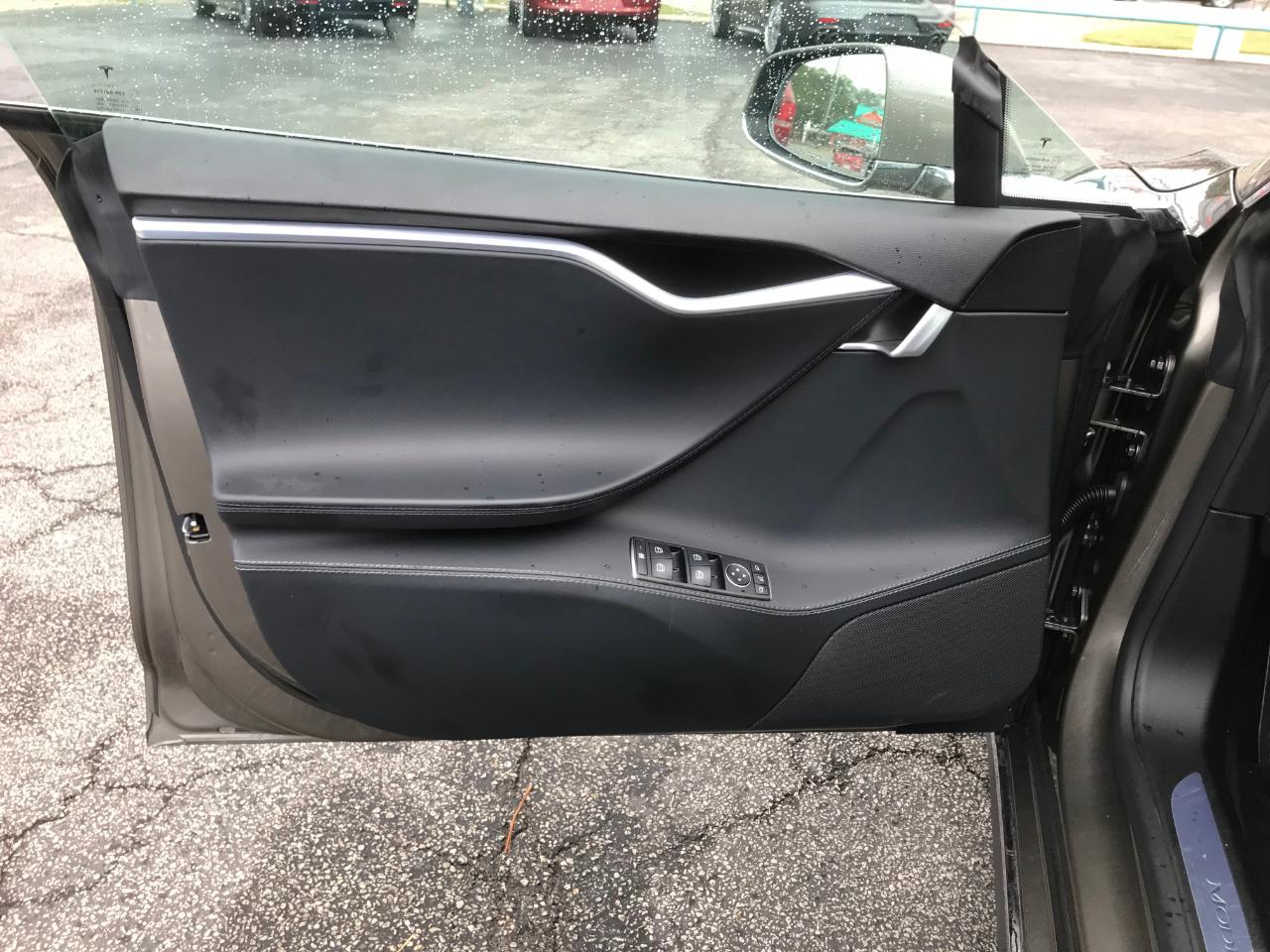 Tesla Model S 70D 2015