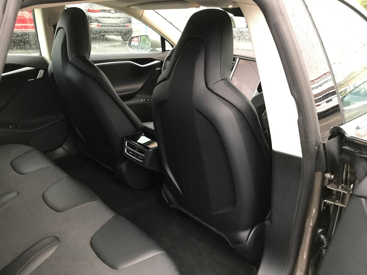 Tesla Model S 70D 2015