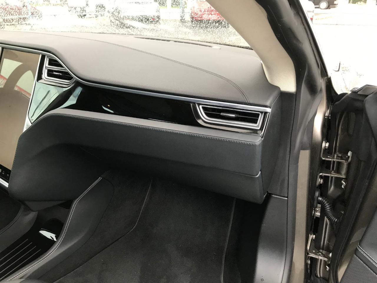 Tesla Model S 70D 2015