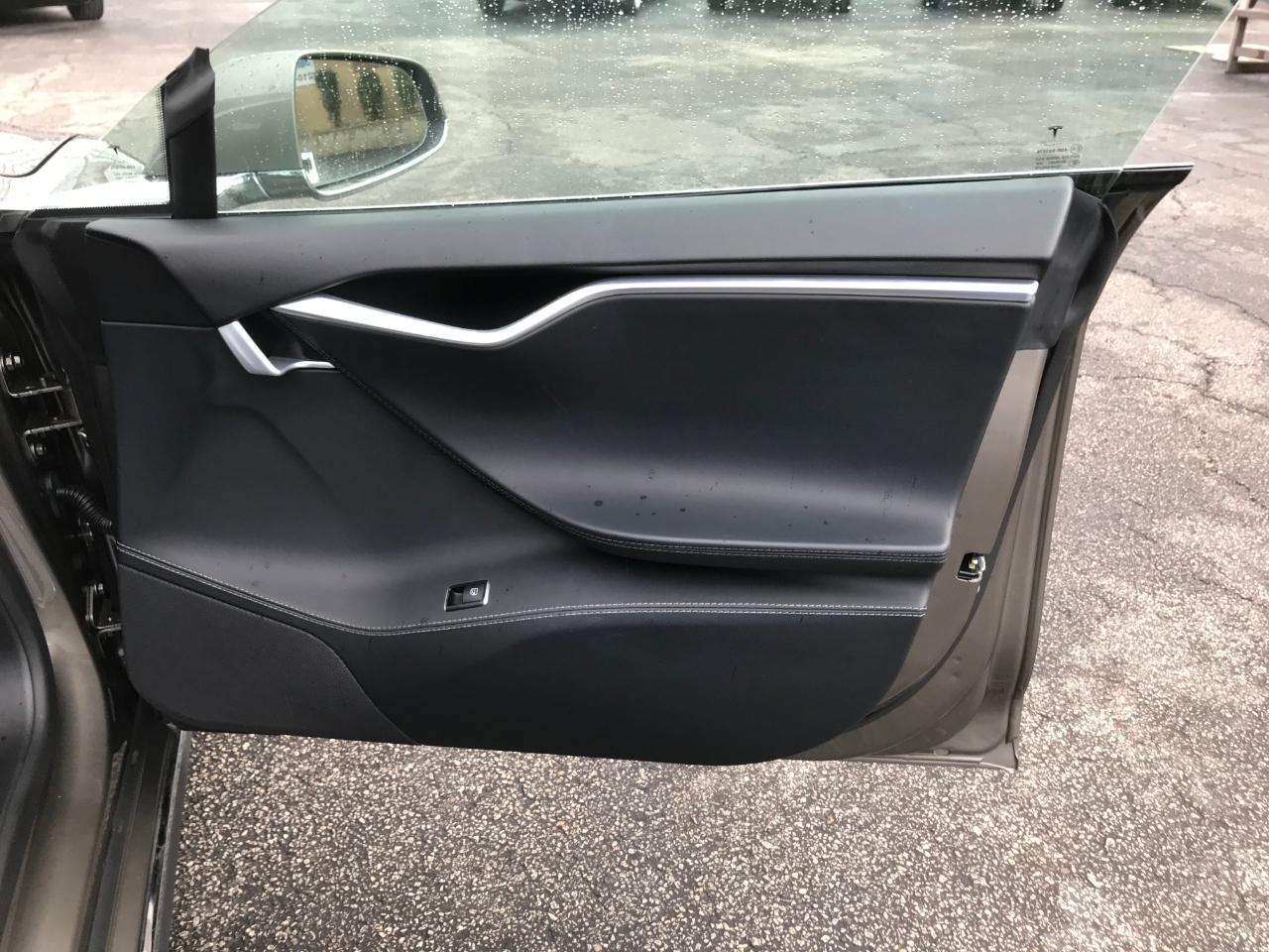 Tesla Model S 70D 2015
