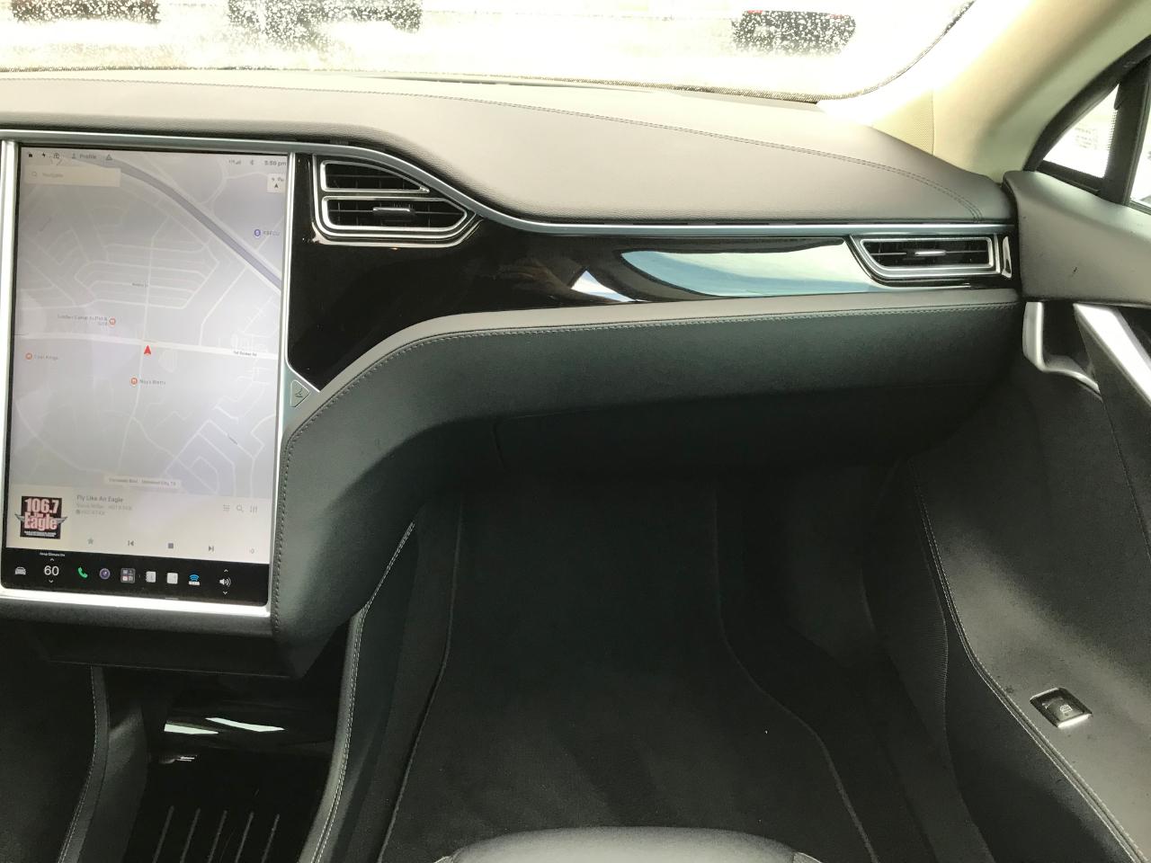 Tesla Model S 70D 2015