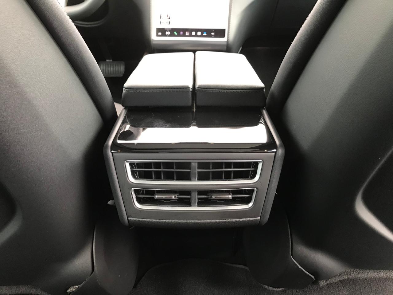 Tesla Model S 70D 2015