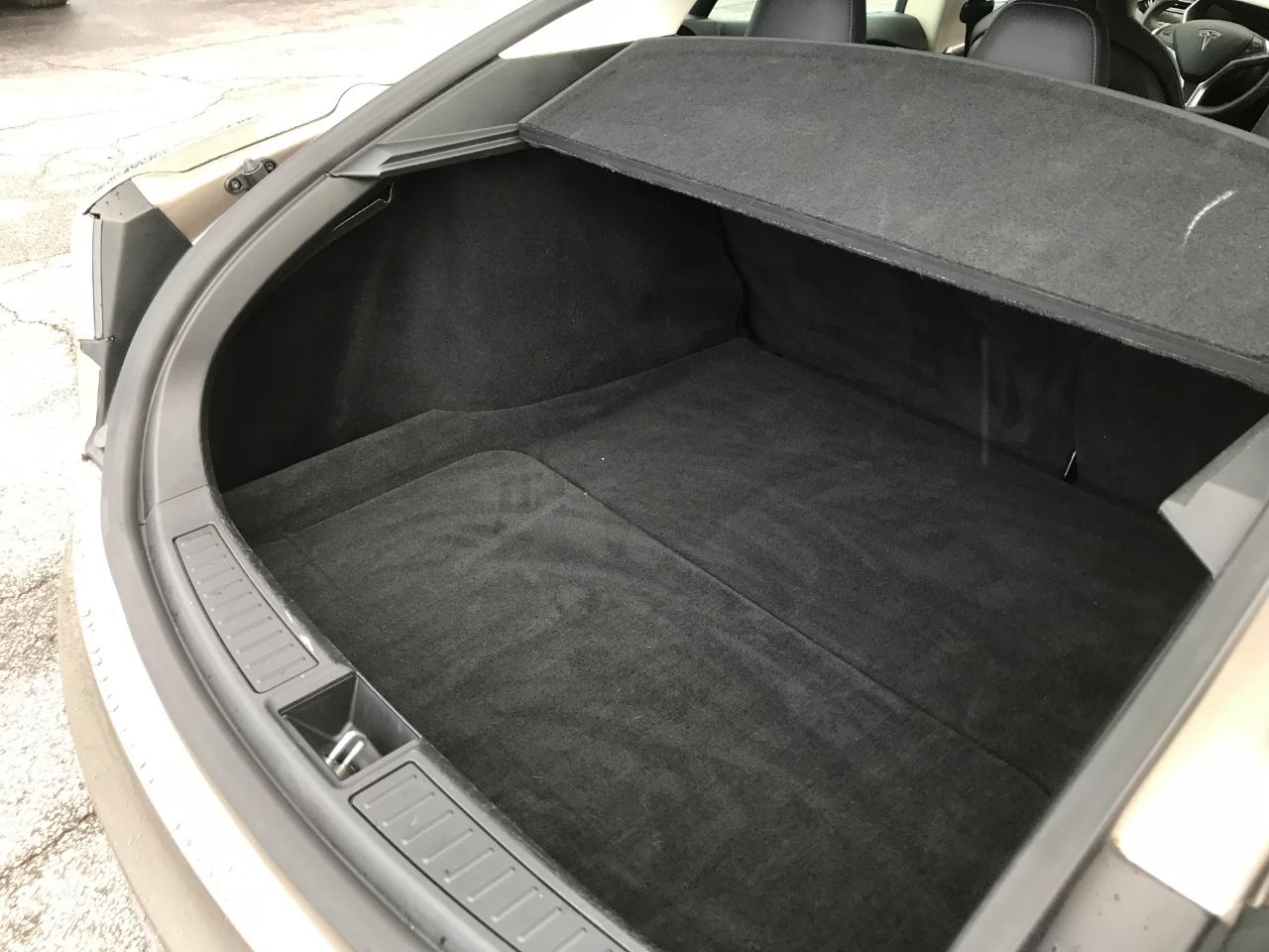 Tesla Model S 70D 2015