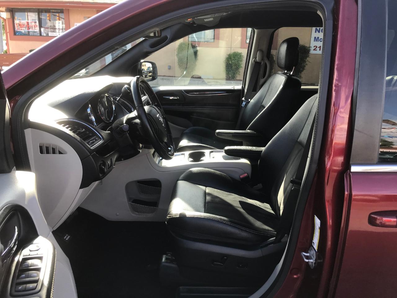 Dodge Grand Caravan SXT 2020