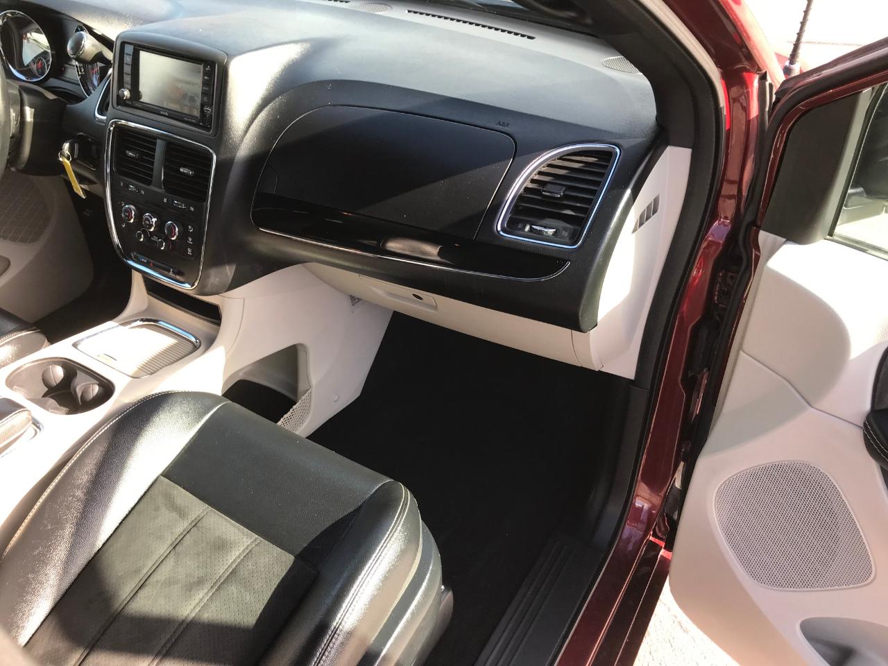 Dodge Grand Caravan SXT 2020