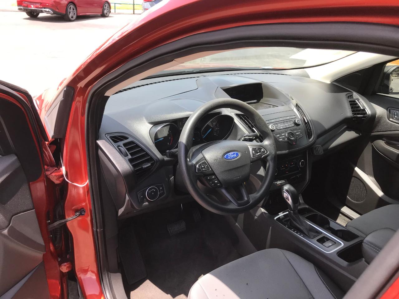Ford Escape S FWD 2019