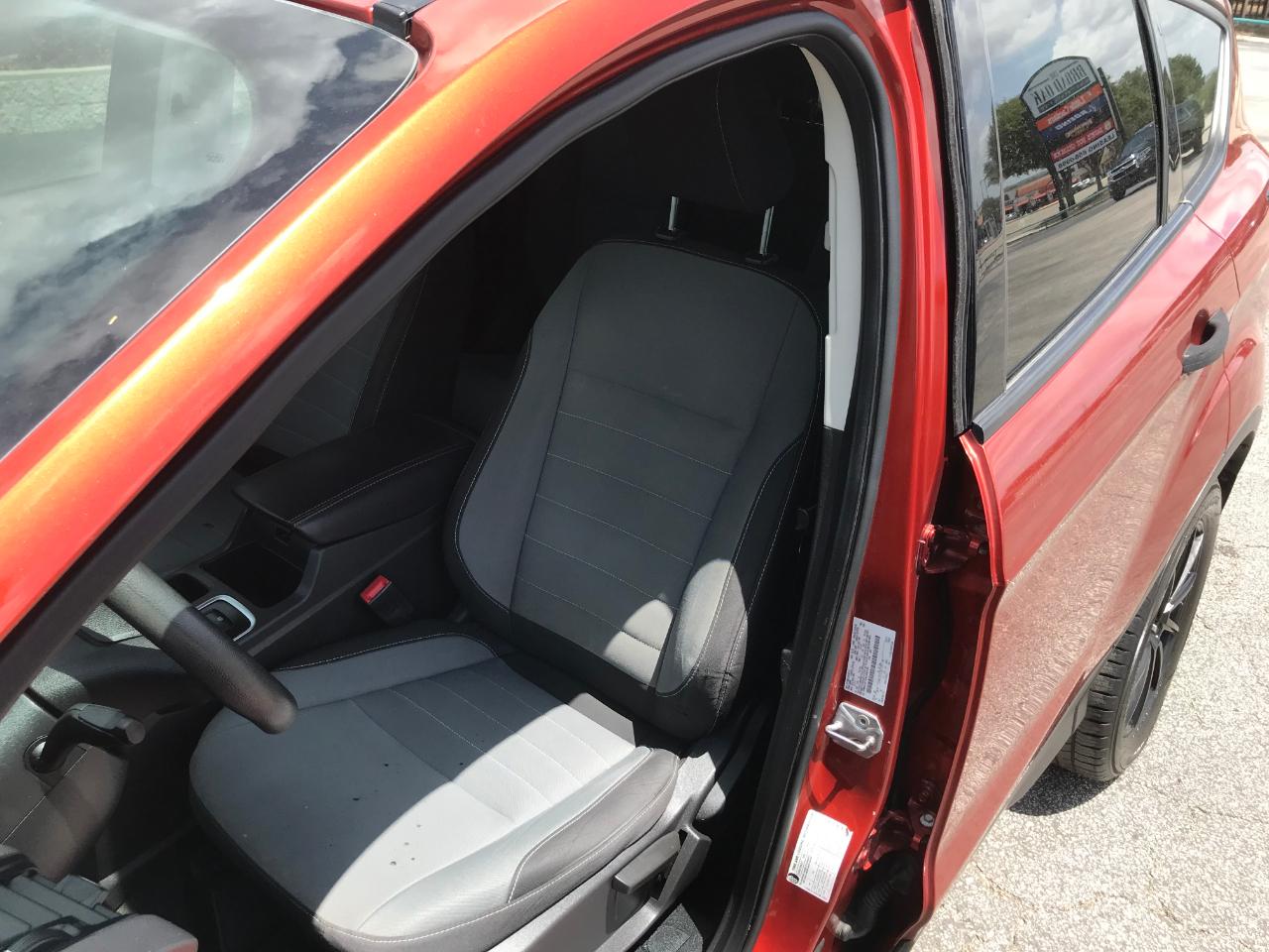 Ford Escape S FWD 2019
