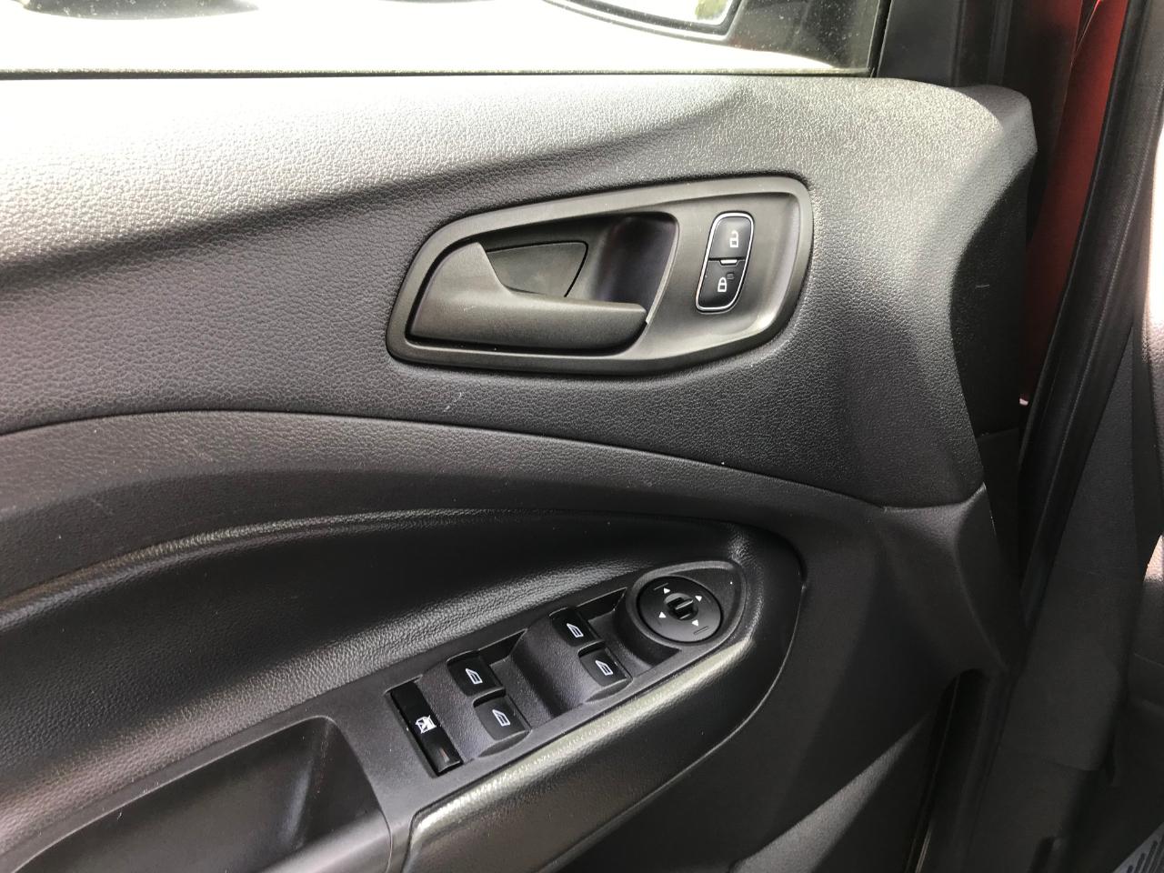 Ford Escape S FWD 2019