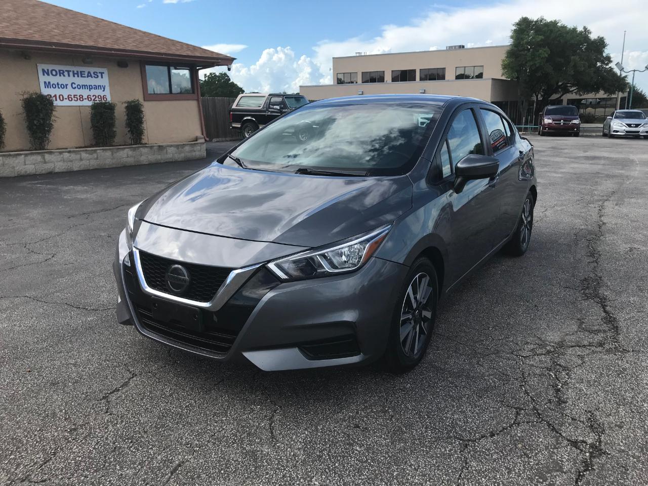 Nissan Versa SV 2021