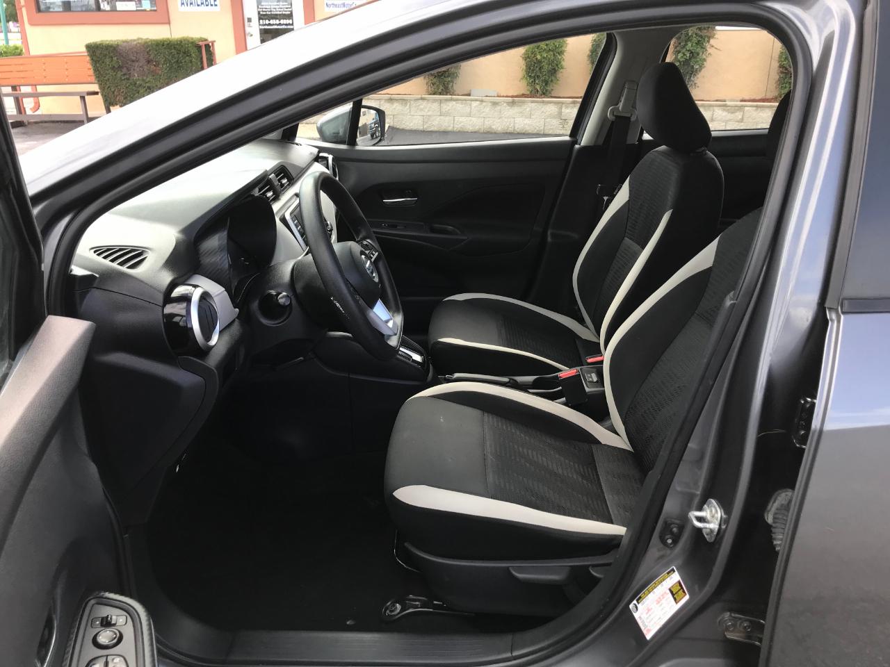Nissan Versa SV 2021