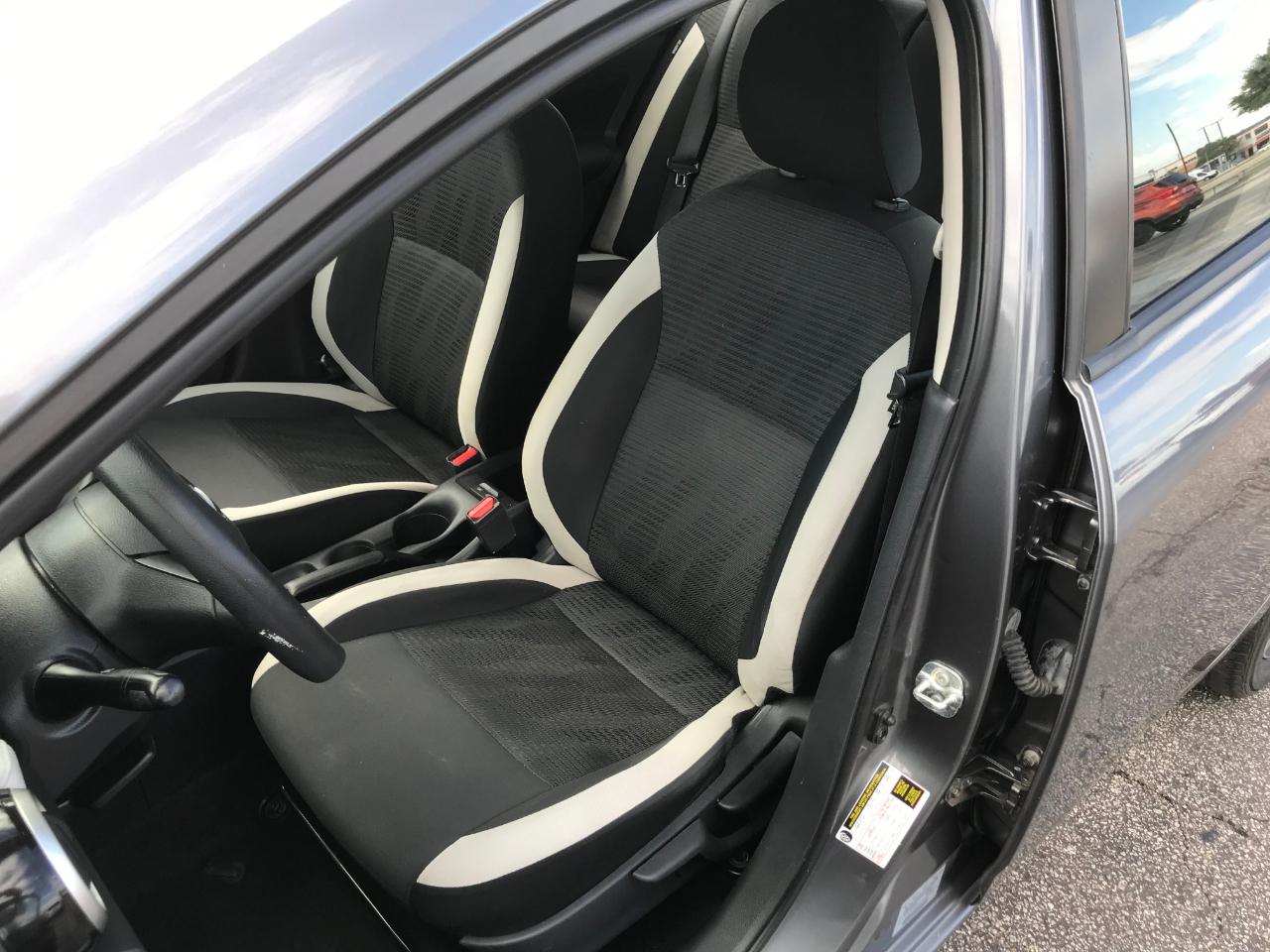 Nissan Versa SV 2021