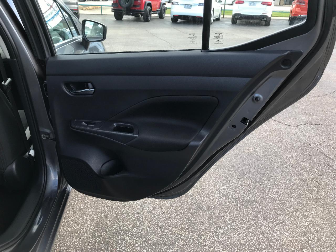 Nissan Versa SV 2021