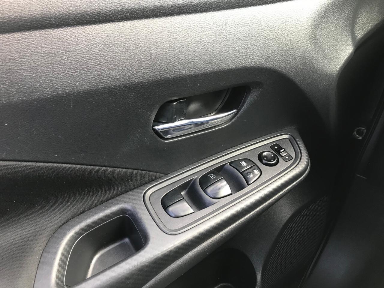 Nissan Versa SV 2021