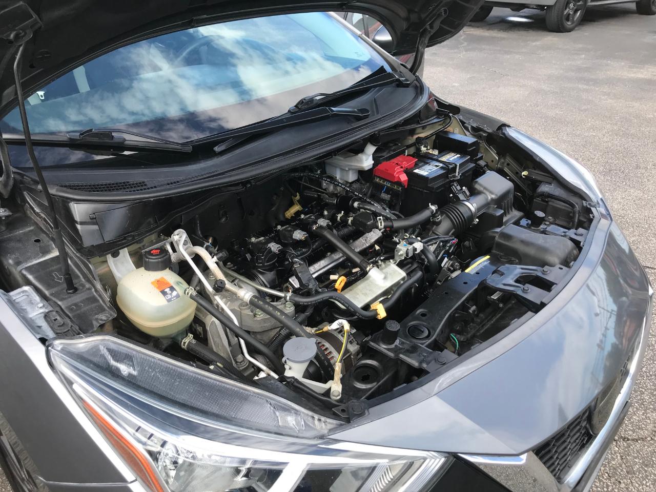 Nissan Versa SV 2021