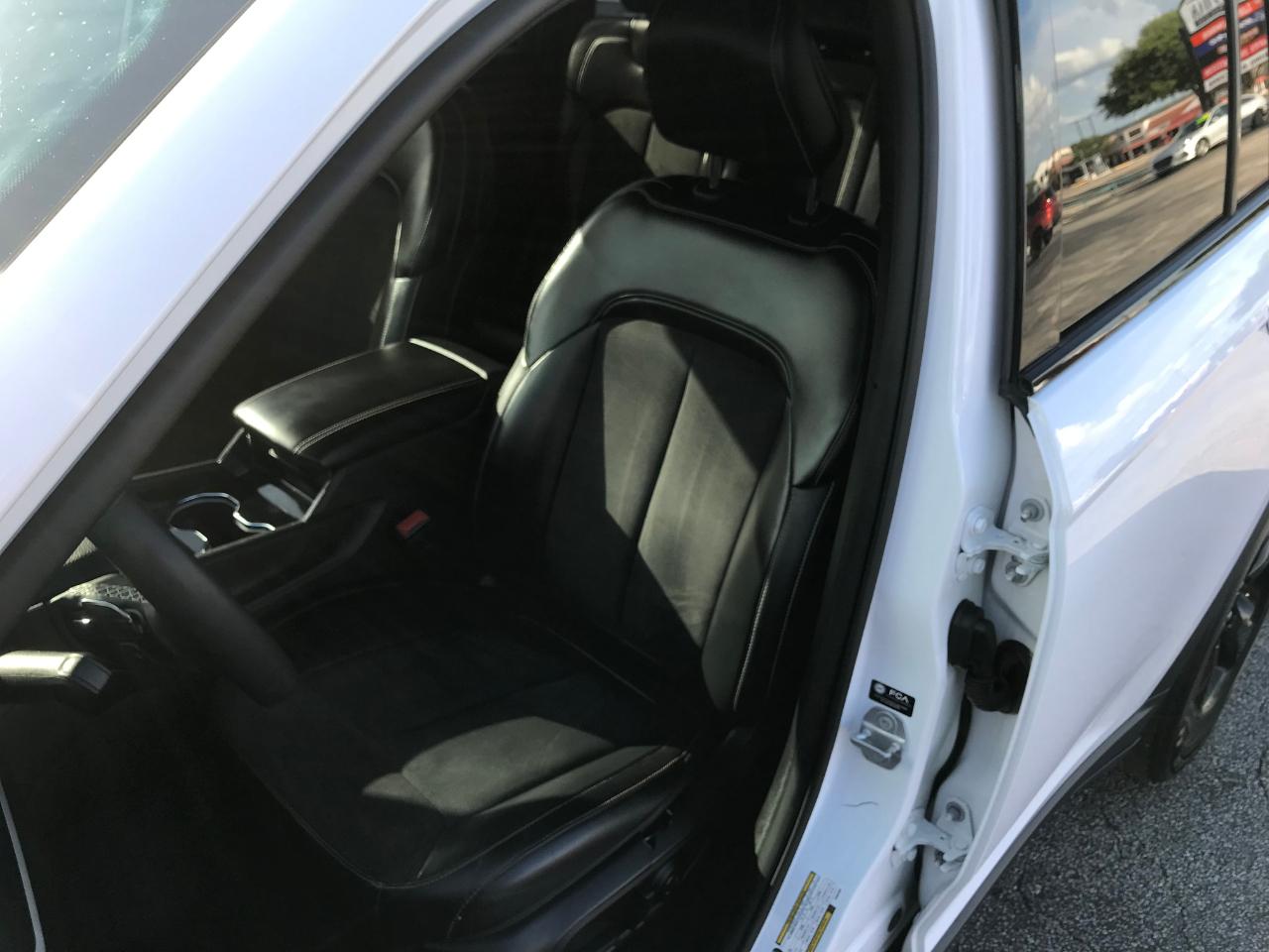 Jeep Grand Cherokee Laredo E 2WD 2023