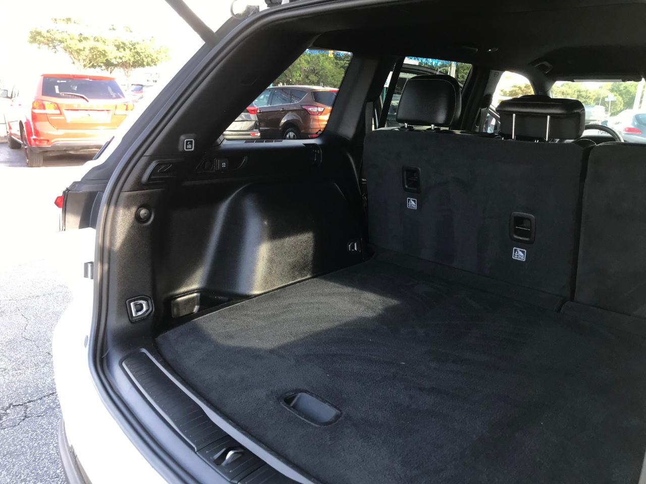 Jeep Grand Cherokee Laredo E 2WD 2023
