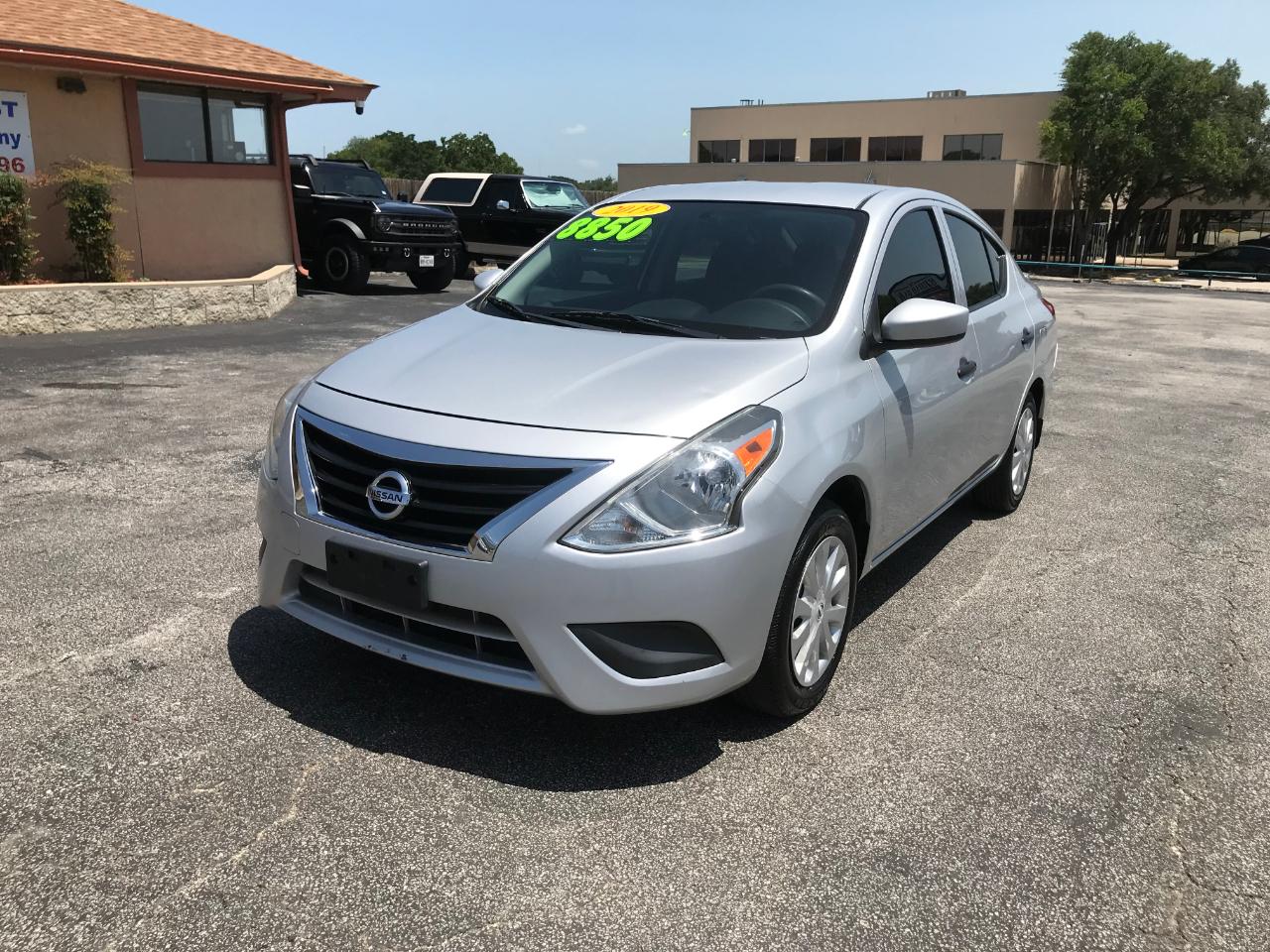 Nissan Versa 1.6 S Plus 2019