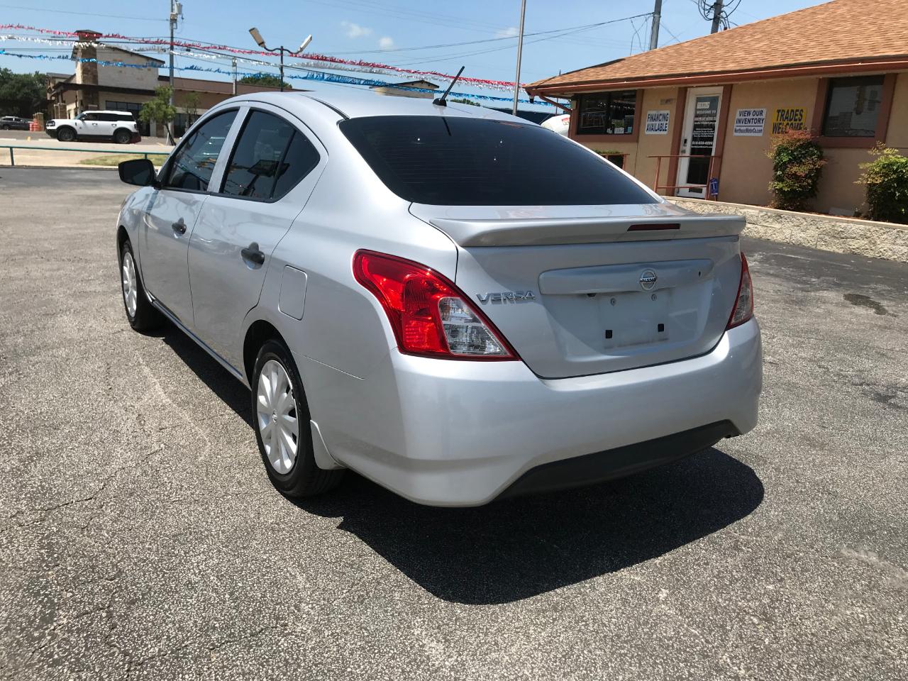 Nissan Versa 1.6 S Plus 2019