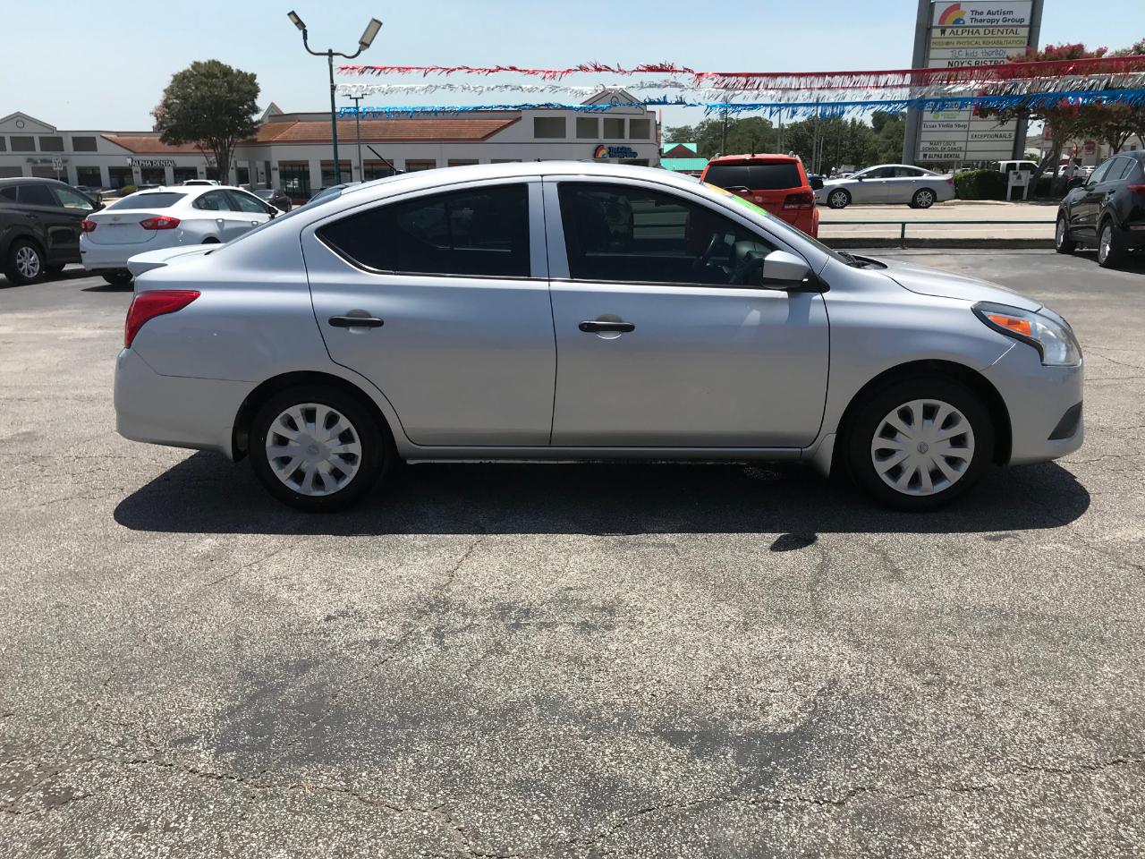 Nissan Versa 1.6 S Plus 2019