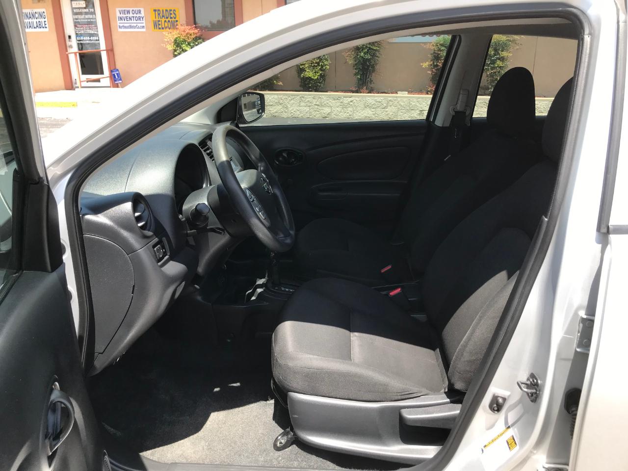 Nissan Versa 1.6 S Plus 2019