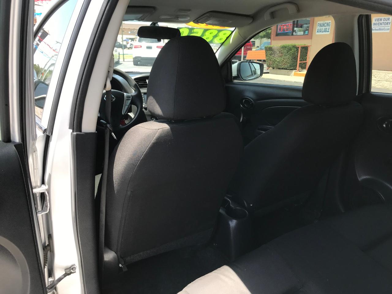 Nissan Versa 1.6 S Plus 2019