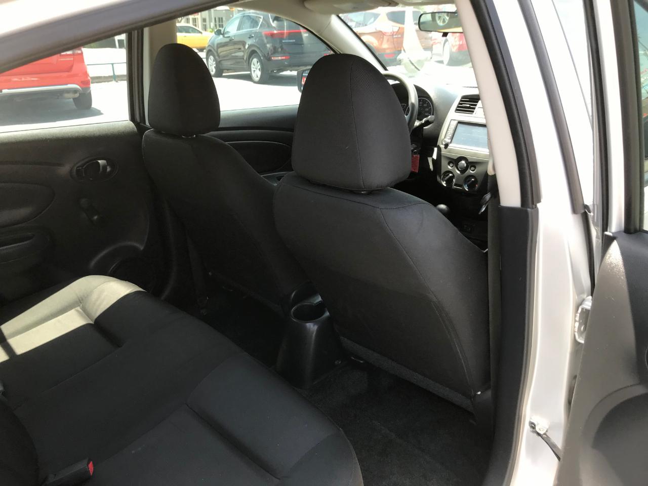 Nissan Versa 1.6 S Plus 2019
