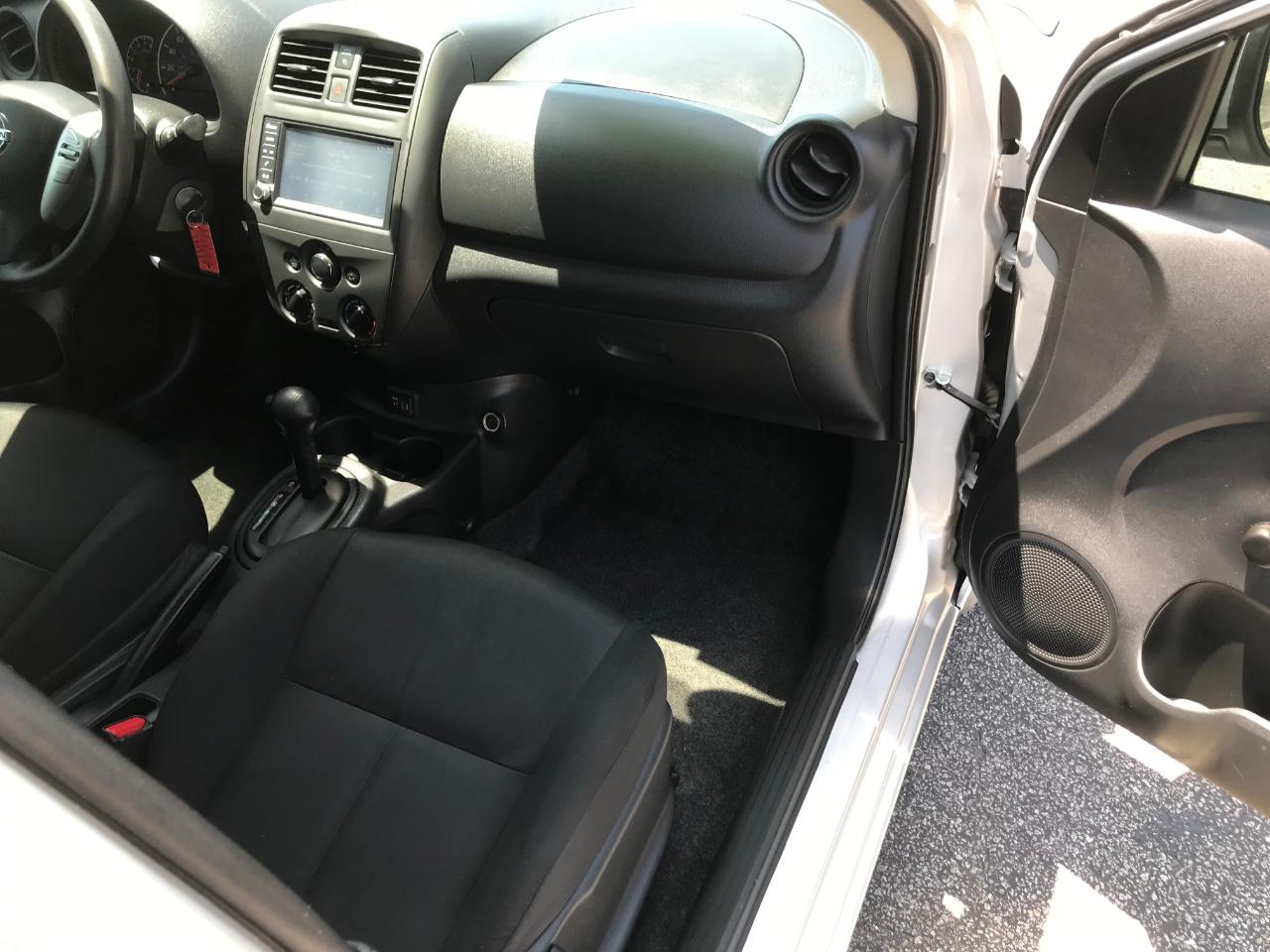 Nissan Versa 1.6 S Plus 2019