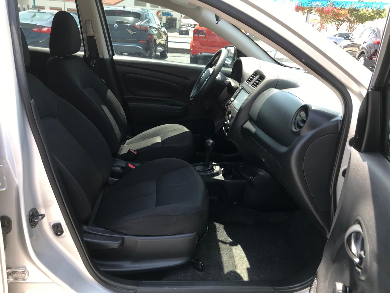 Nissan Versa 1.6 S Plus 2019