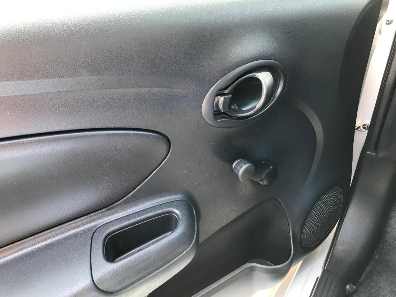 Nissan Versa 1.6 S Plus 2019