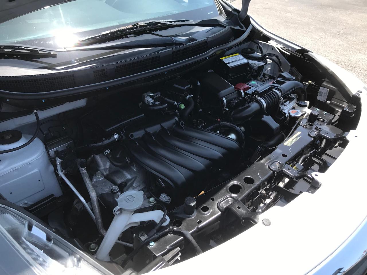 Nissan Versa 1.6 S Plus 2019