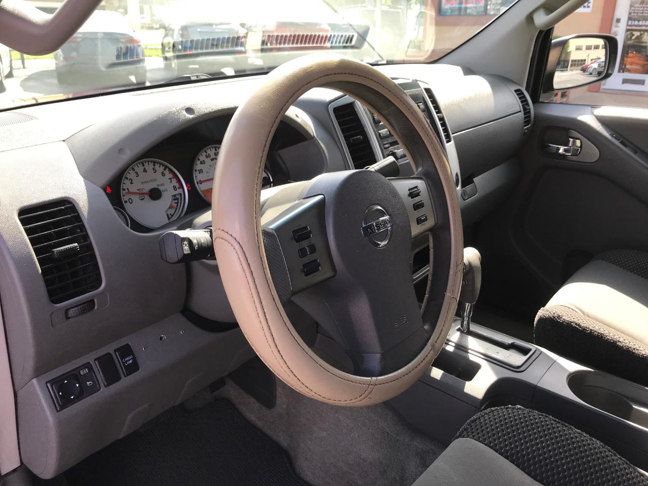 Nissan Frontier S Crew Cab 2WD 2012