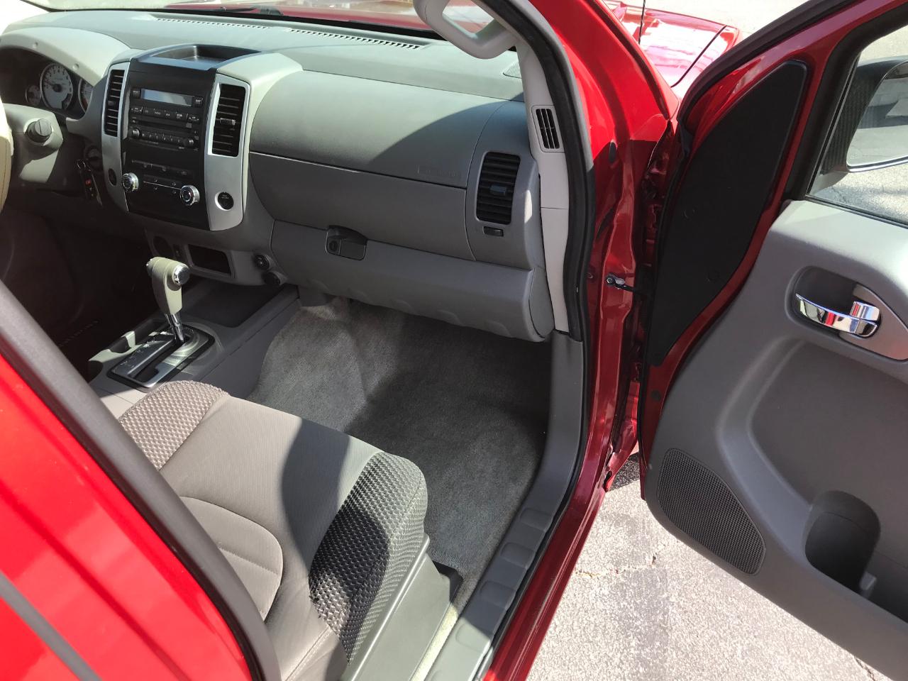 Nissan Frontier S Crew Cab 2WD 2012