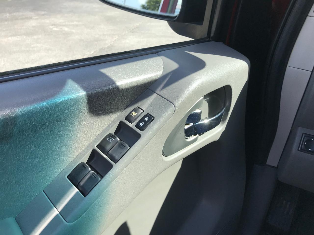 Nissan Frontier S Crew Cab 2WD 2012