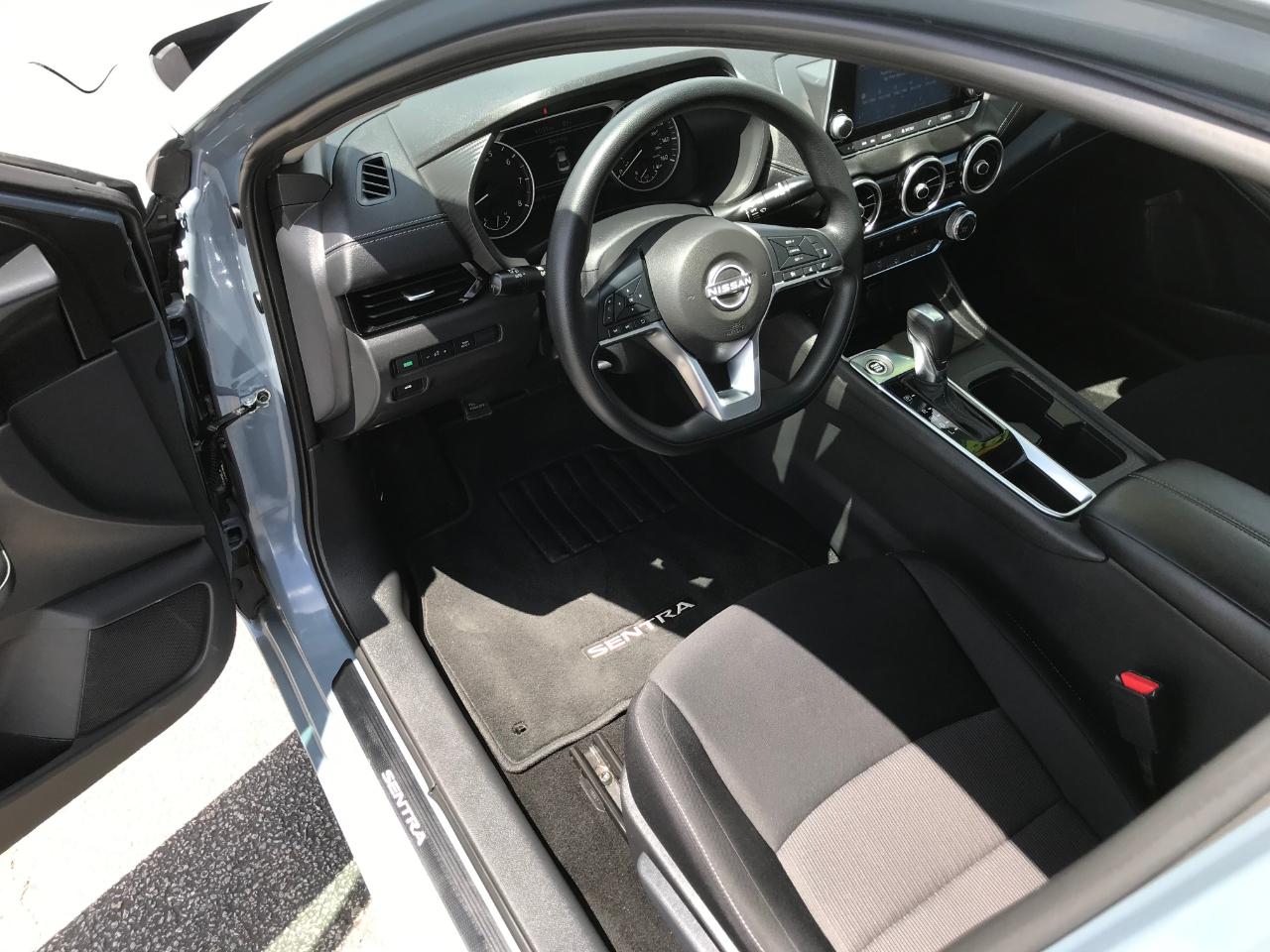 Nissan Sentra SV 2024