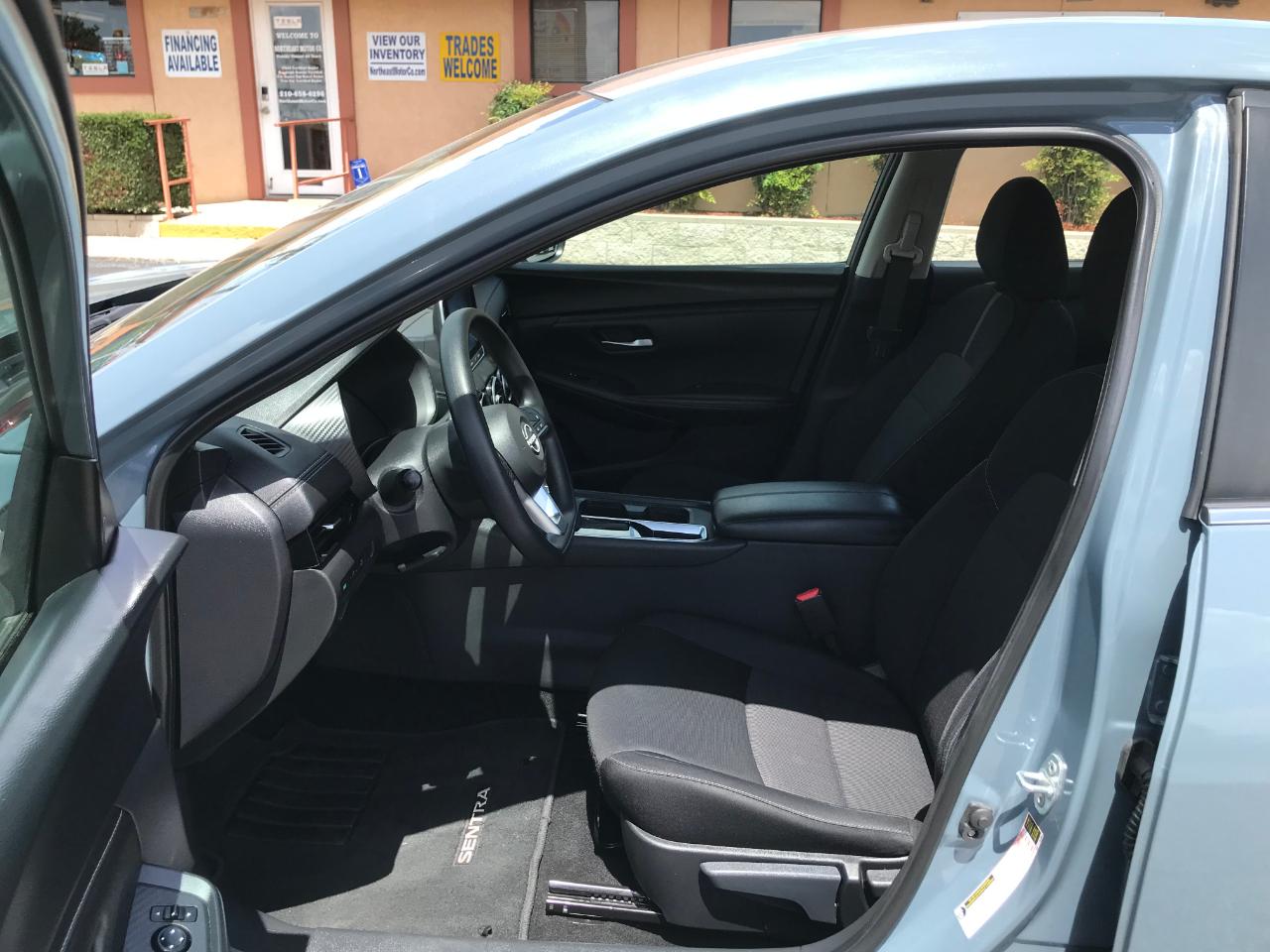 Nissan Sentra SV 2024