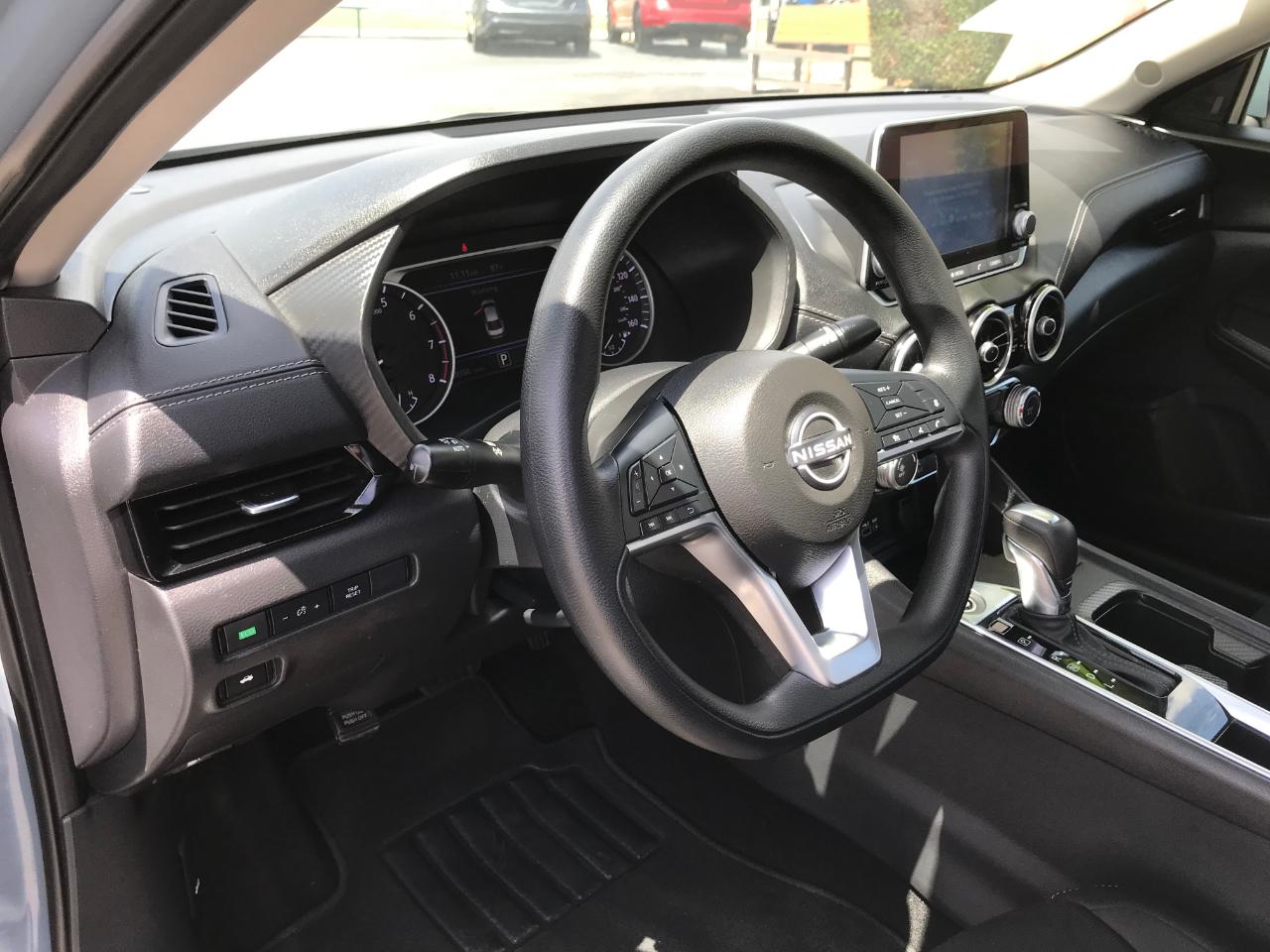 Nissan Sentra SV 2024