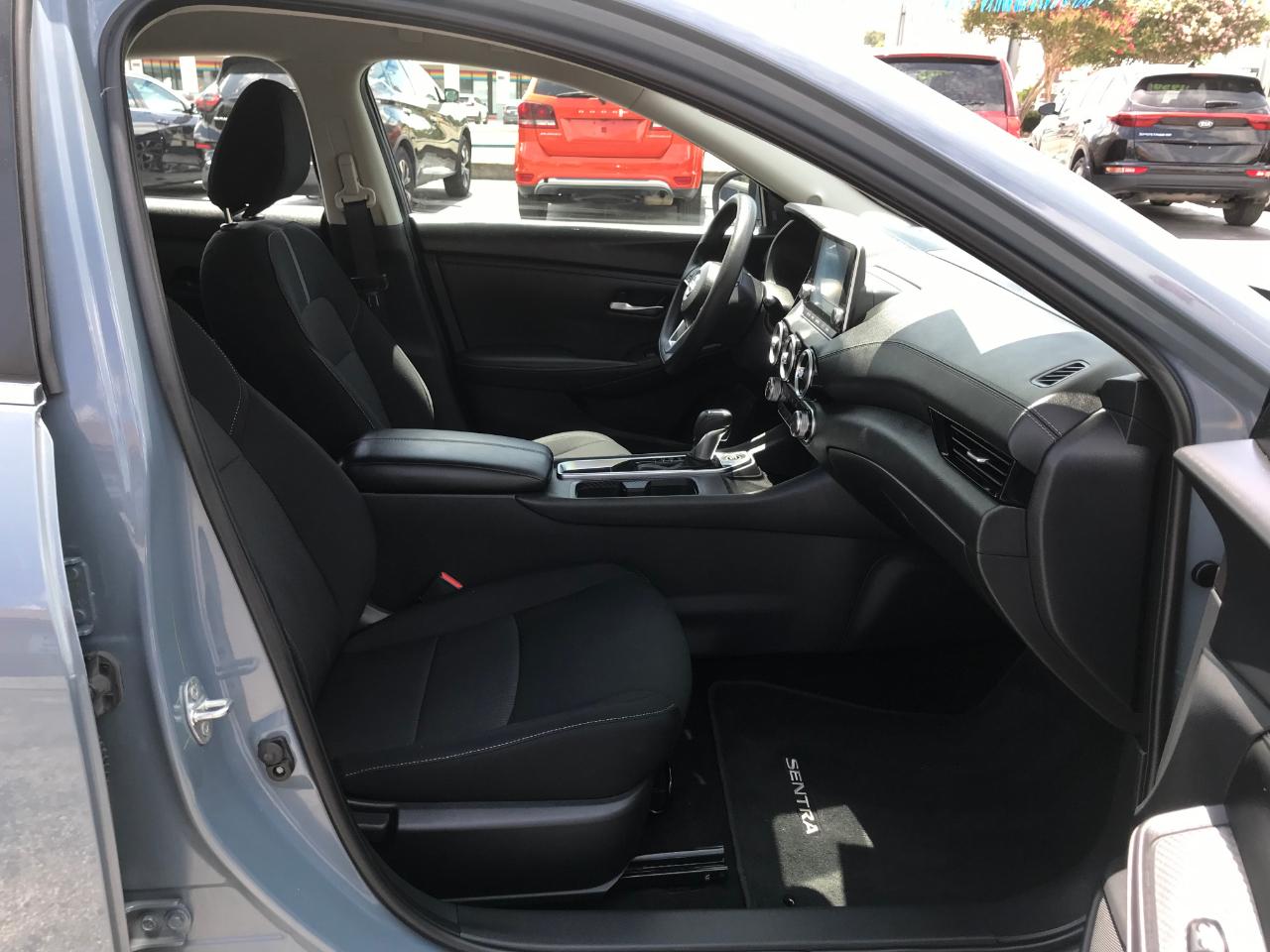 Nissan Sentra SV 2024