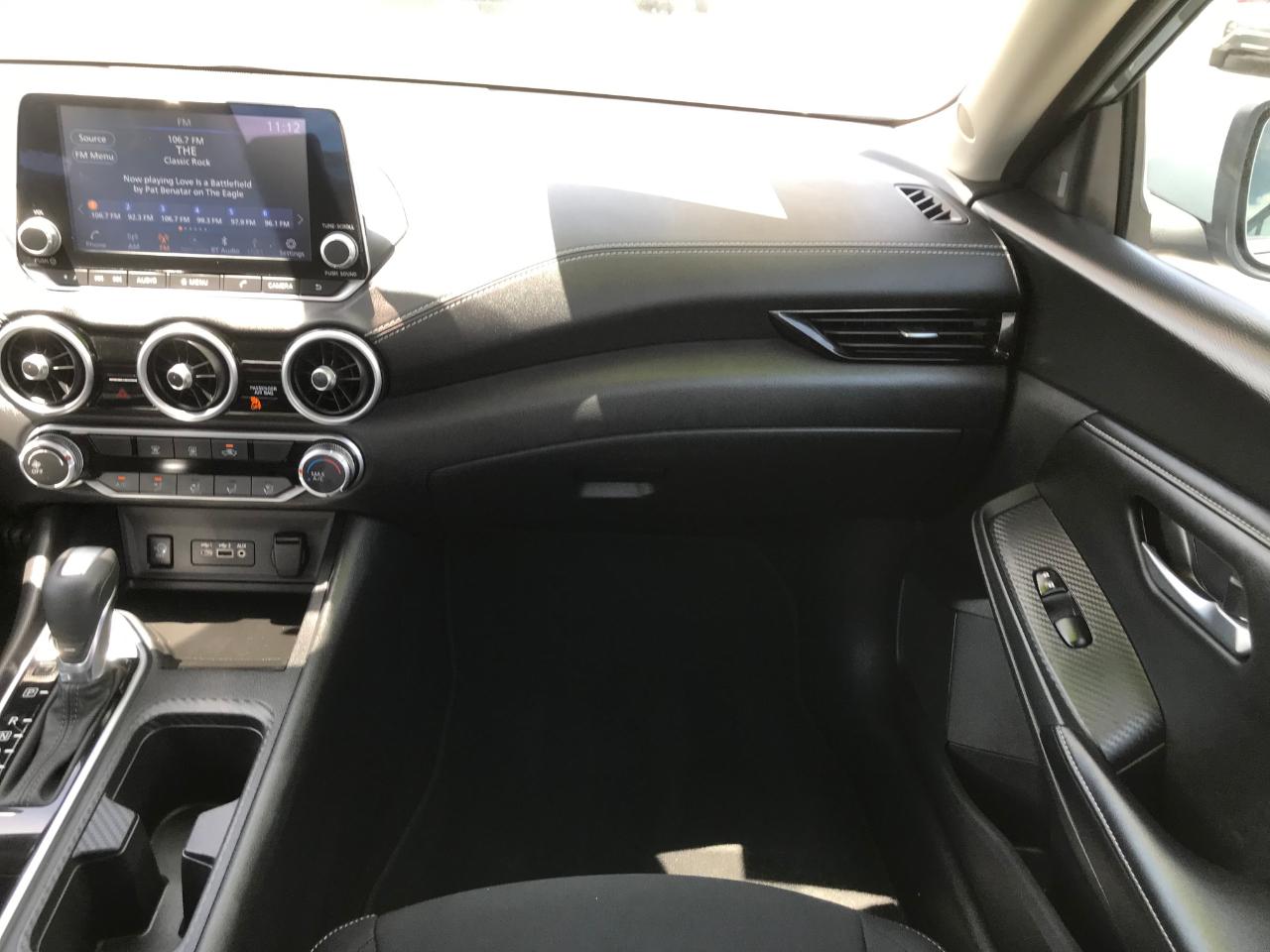 Nissan Sentra SV 2024