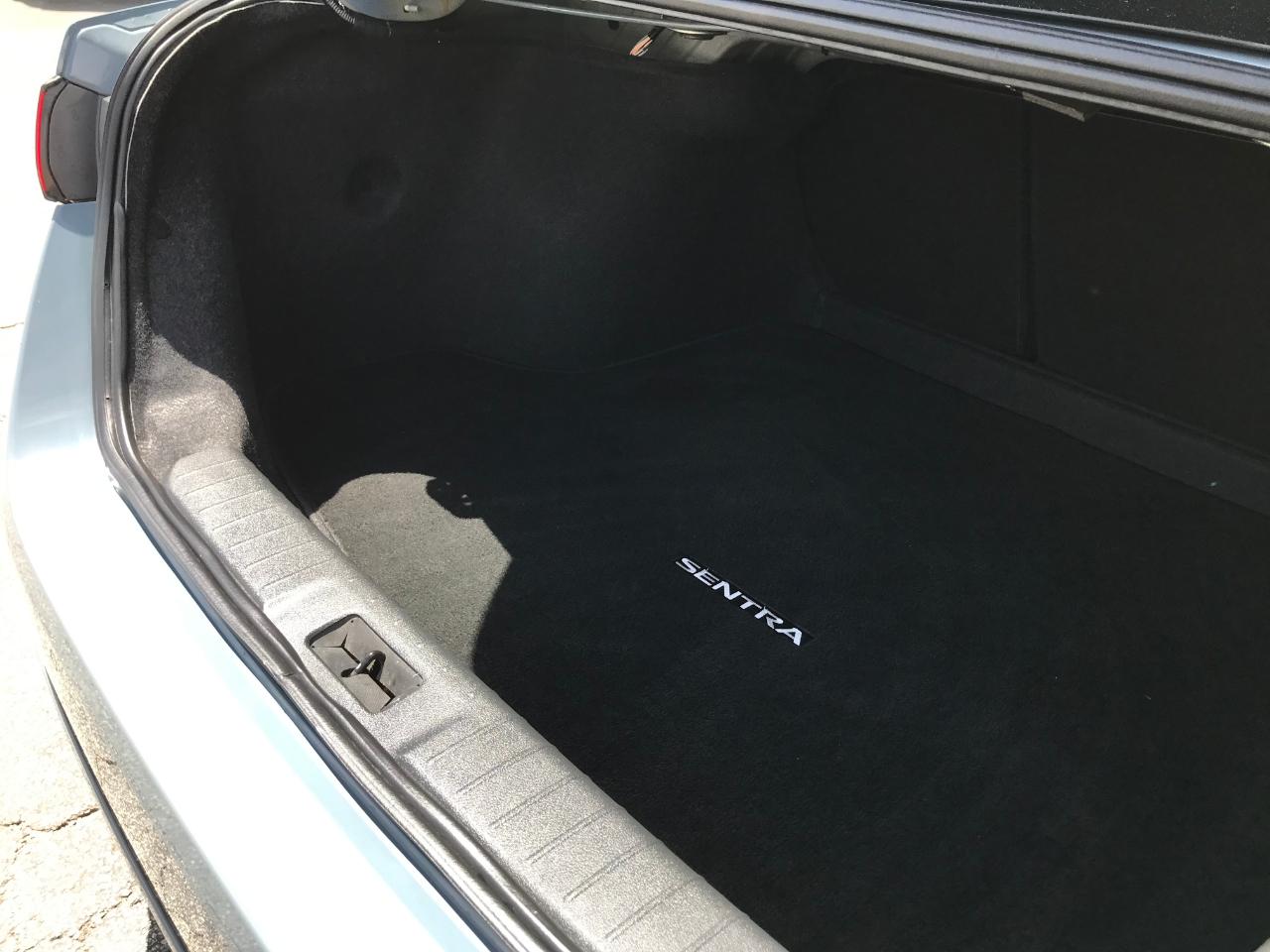 Nissan Sentra SV 2024