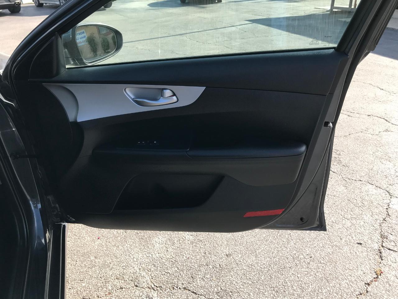 Kia Forte LX 2024