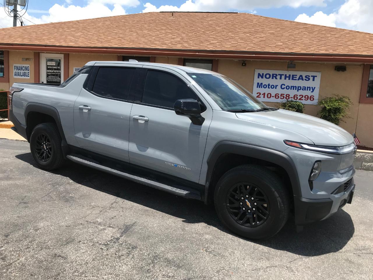 Chevrolet Silverado EV  2026