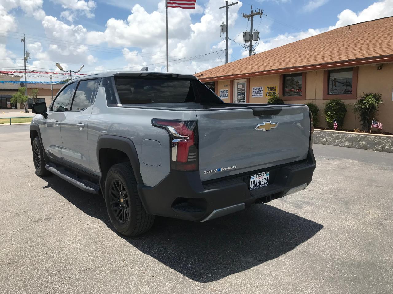 Chevrolet Silverado EV  2026