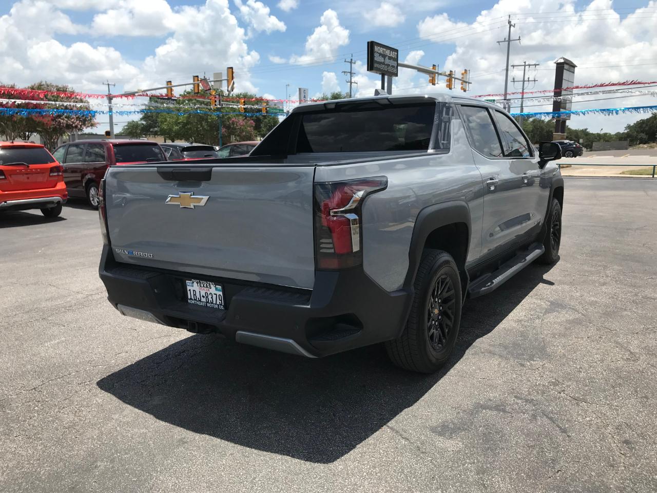 Chevrolet Silverado EV  2026