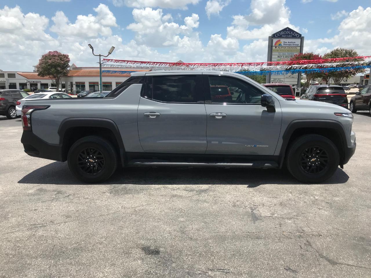 Chevrolet Silverado EV  2026