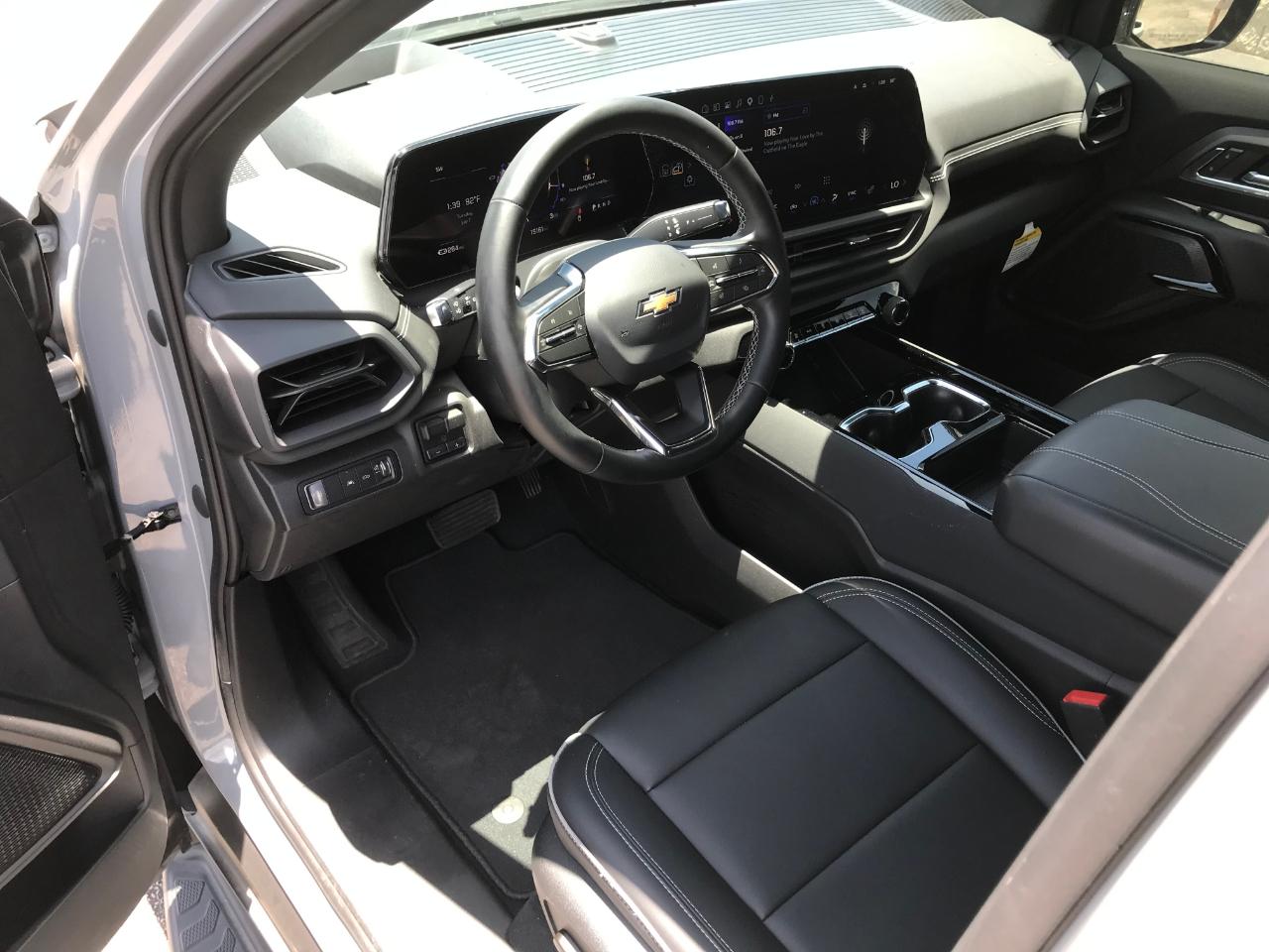 Chevrolet Silverado EV  2026
