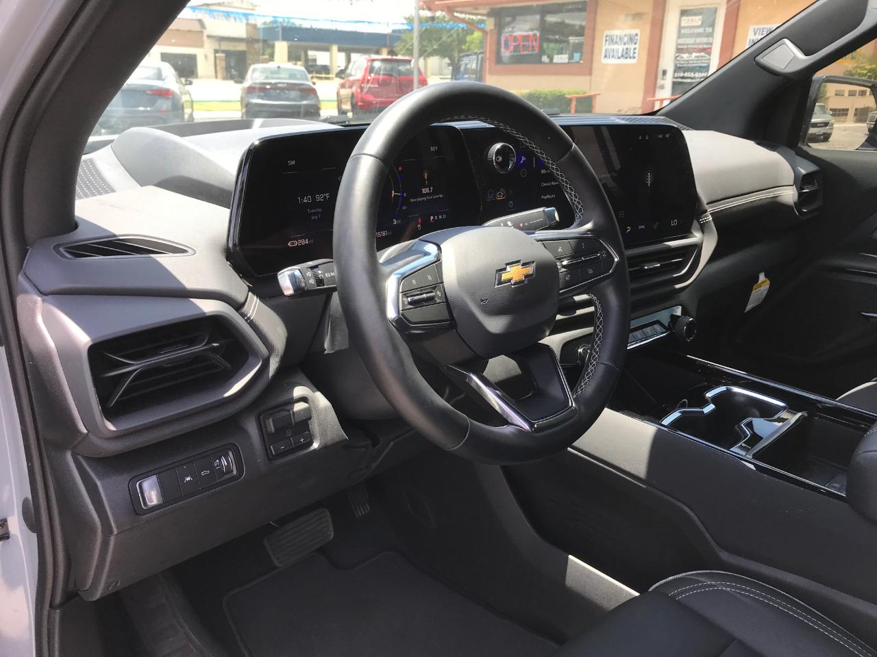 Chevrolet Silverado EV  2026