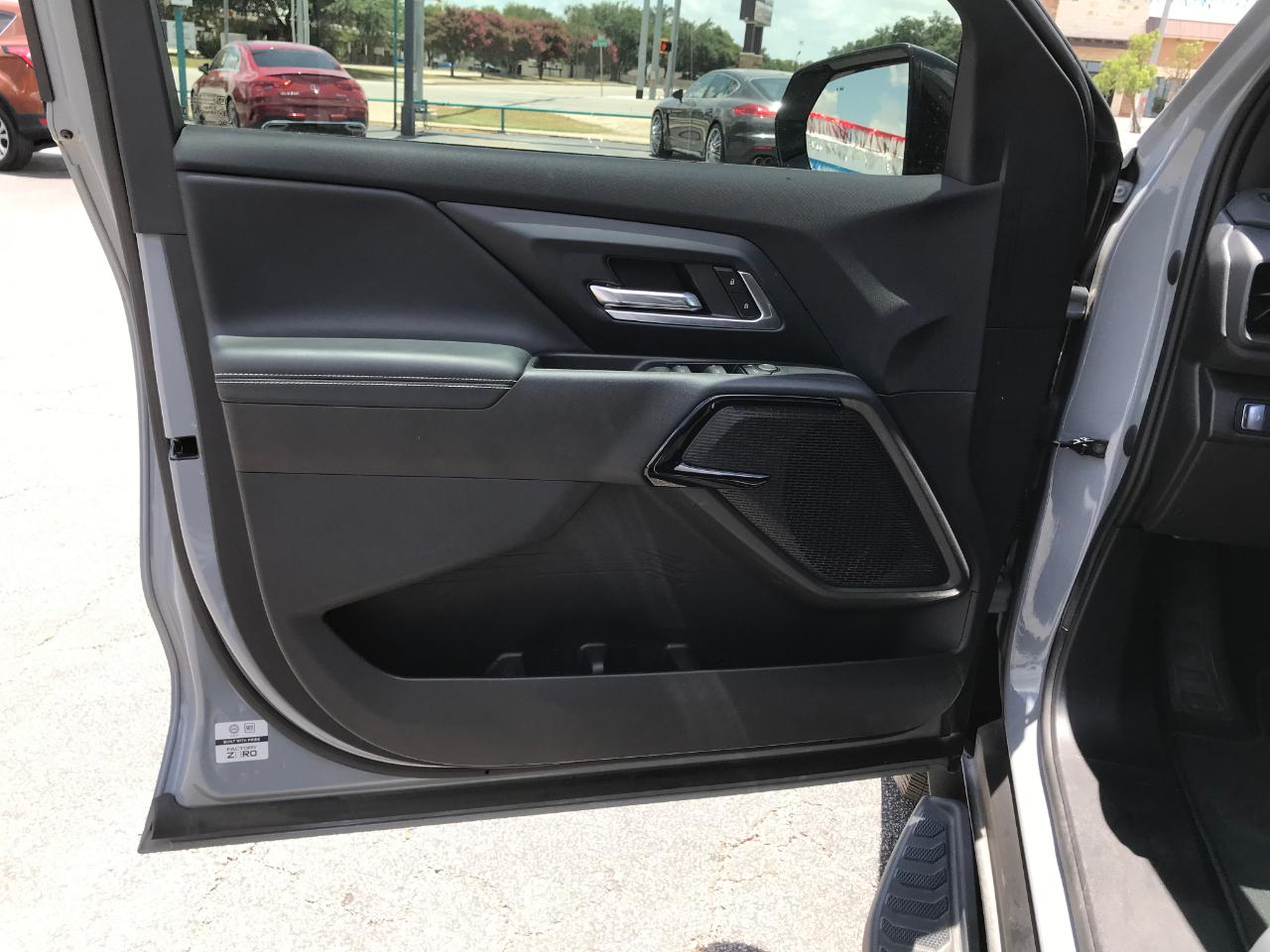 Chevrolet Silverado EV  2026